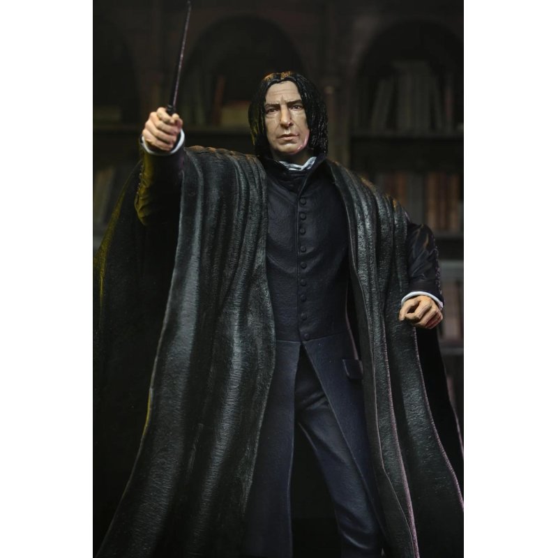 HARRY POTTER - Severus Rogue - Figurine Legacy Collection 17cm