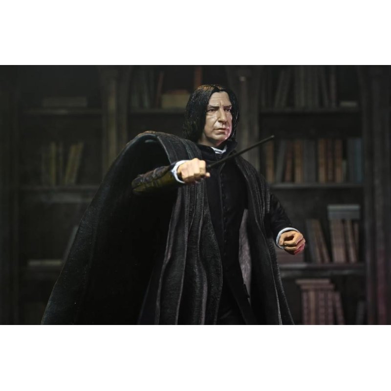 HARRY POTTER - Severus Rogue - Figurine Legacy Collection 17cm
