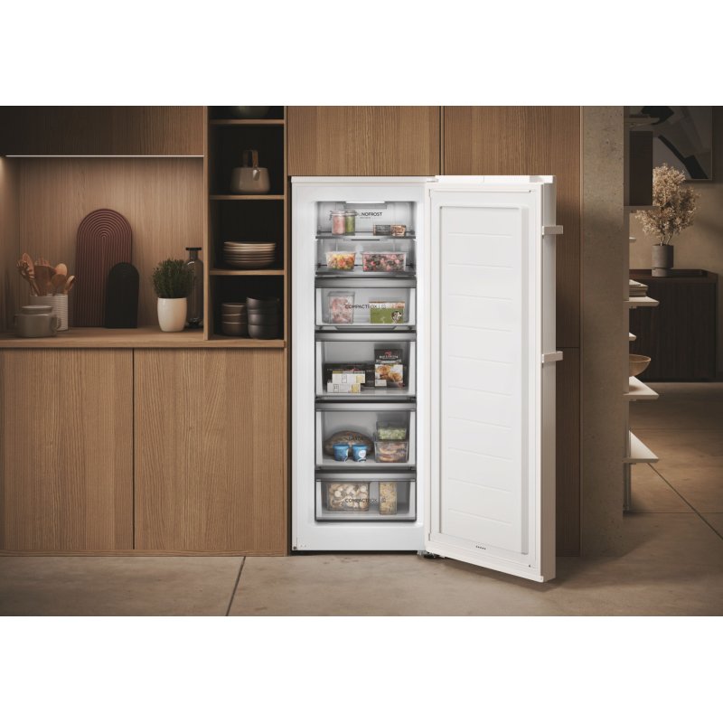 CONGELATEUR ARMOIRE Total No frost, 226L, classe E, Pouvoir congélation *