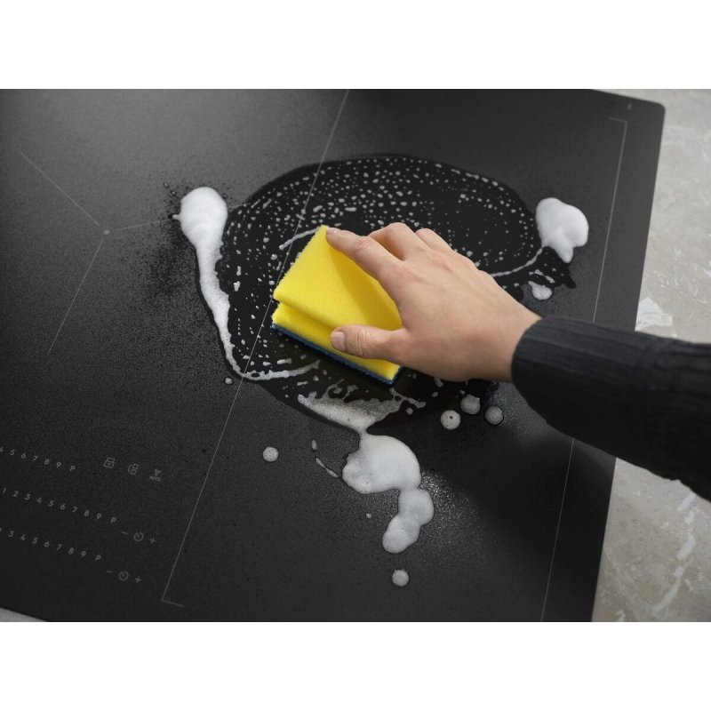 Electrolux M2HCMC01 Hob