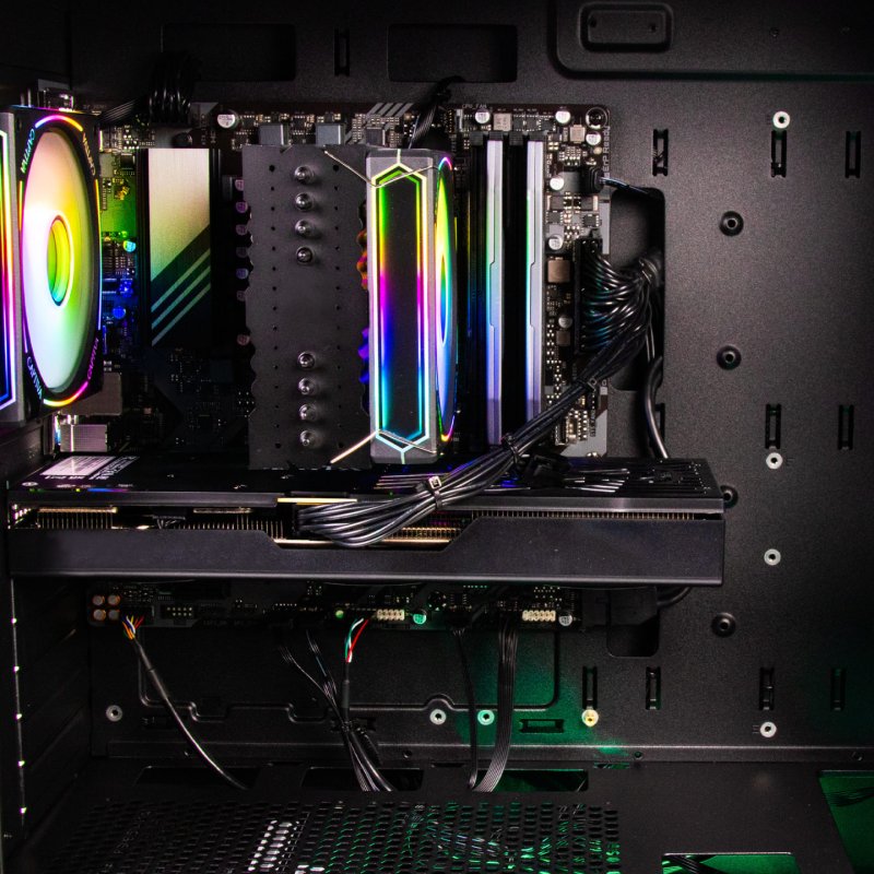 Captiva PC Highend Gaming R89-897 AMD Ryzen 9 7900X, 64GB DDR5 RAM, Nvidia Geforce RTX 5070 (12GB GDDR7), 2TB M.2 SSD,