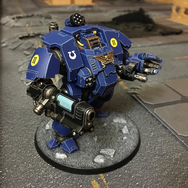 Games Workshop Primaris Redemptor Dreadnought