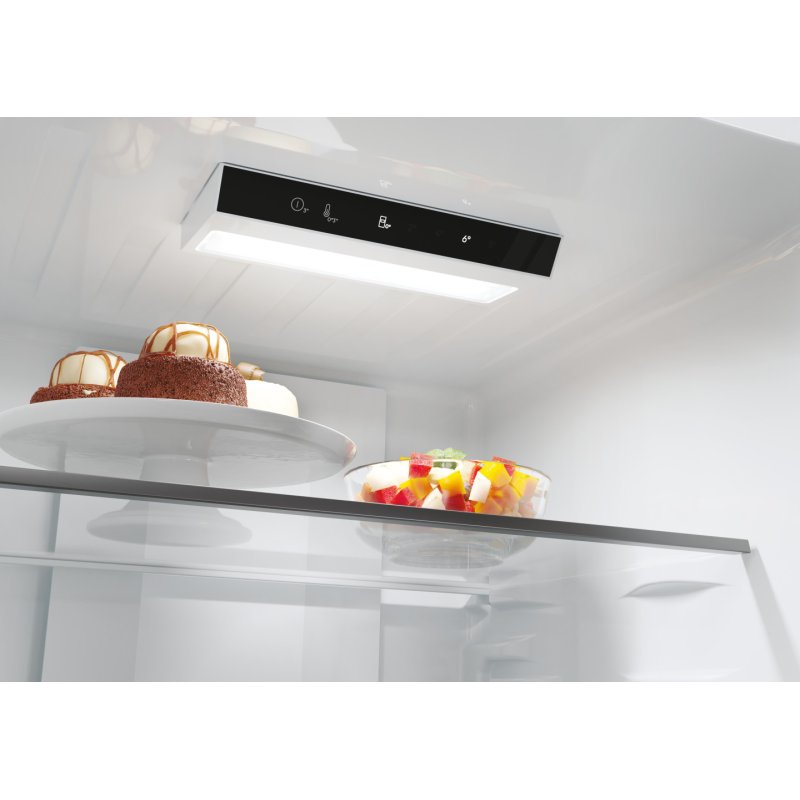 Candy Fresco CNCQ2T518EW Freestanding 279 L White