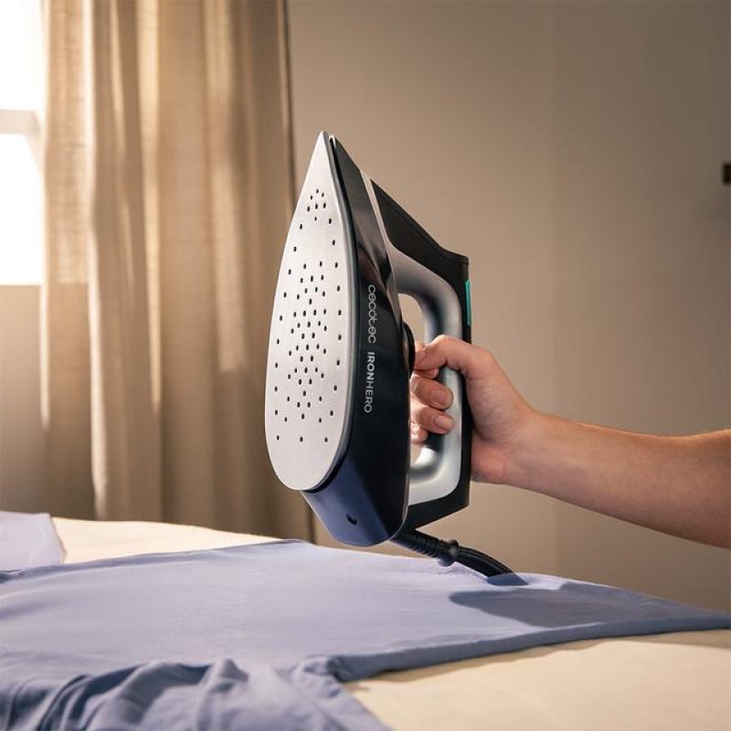 Cecotec IronHero H-2800 2800 W 2 L Semelle en céramique Noir, Bleu