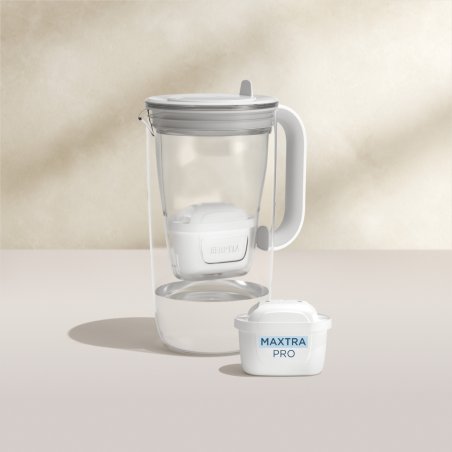 Brita Glass filter jug with 2 MaxtraPro PP cartridges (blue 2.5 l)