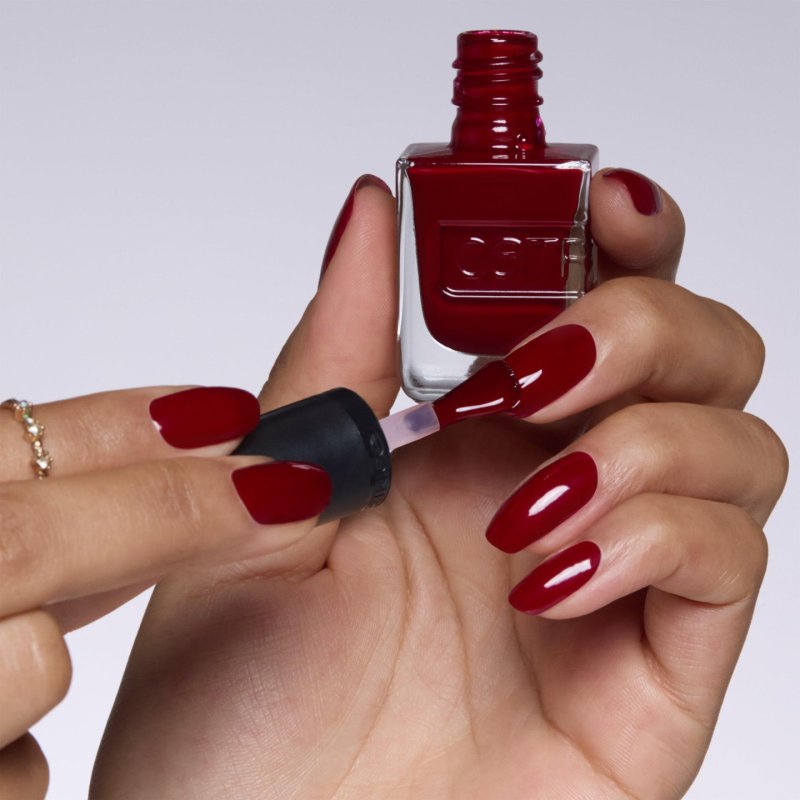 CATRICE GEL AFFAIR nail polish Violet