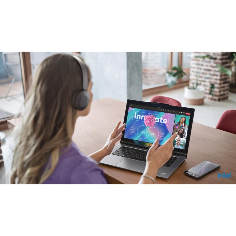 Lenovo ThinkPad X9-15p Gen 1 Aura Edition Copilot PC 358H Ordinateur portable 38,9 cm (15.3") Écran tactile 2.8K 64