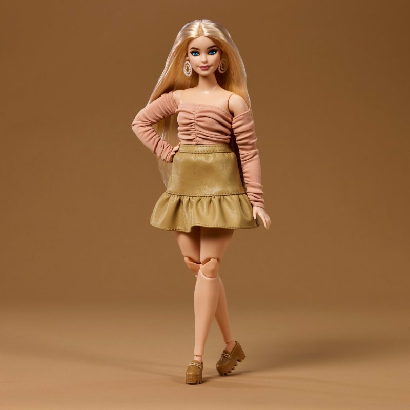 Barbie - Signature You Create Caucasion Doll (JJX37)