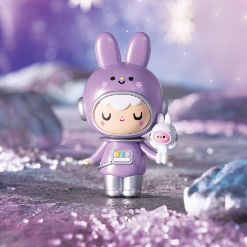 Tomy L21102 doll