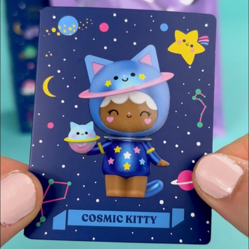 Out of This World - Assortiment de 8 poupées à message