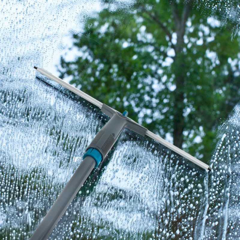Beldray LA028693FTQEU7 2in1 telescopic window cleaning set