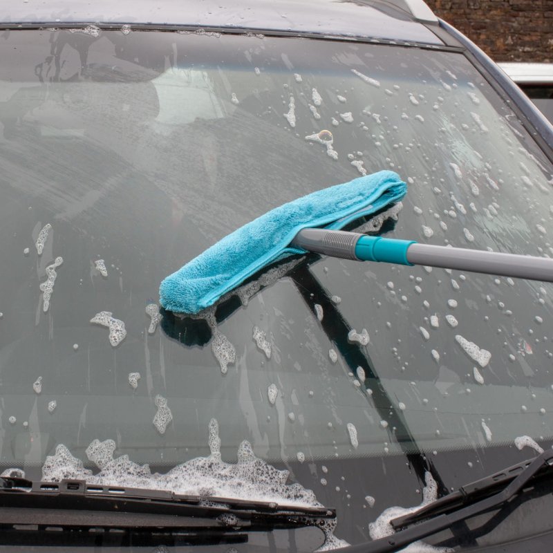 Beldray LA028693FTQEU7 2in1 telescopic window cleaning set