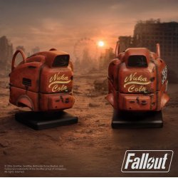 Nemesis Now - Fallout - Nukatron Helmet Statue 11cm