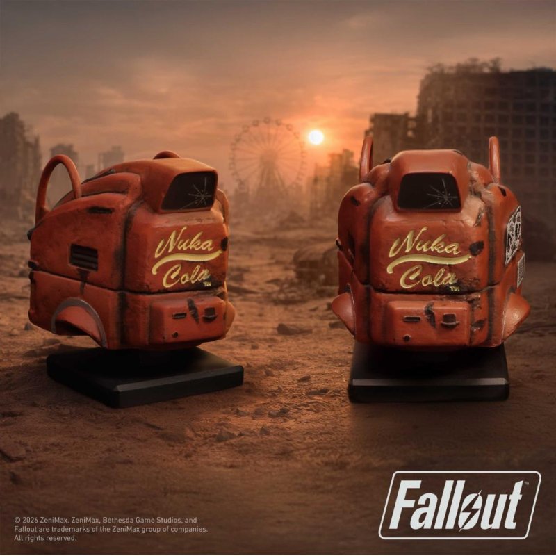 Nemesis Now - Fallout - Nukatron Helmet Statue 11cm