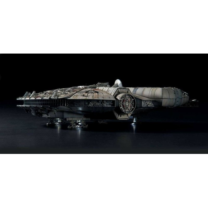 Revell Millennium Falcon Shuttle model Assembly kit 1:72