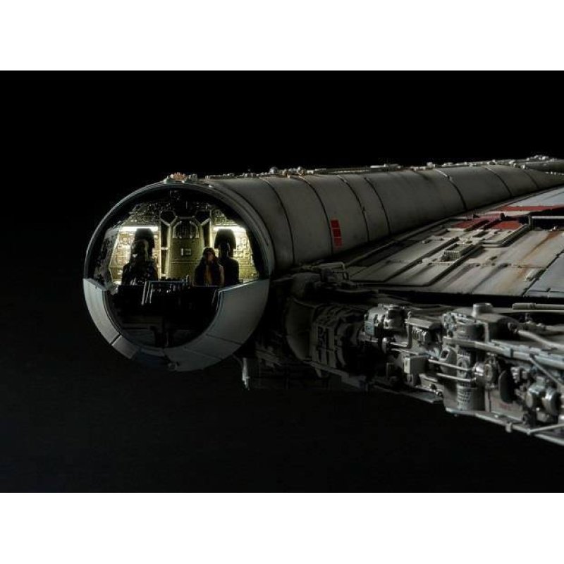 Revell Millennium Falcon Shuttle model Assembly kit 1:72