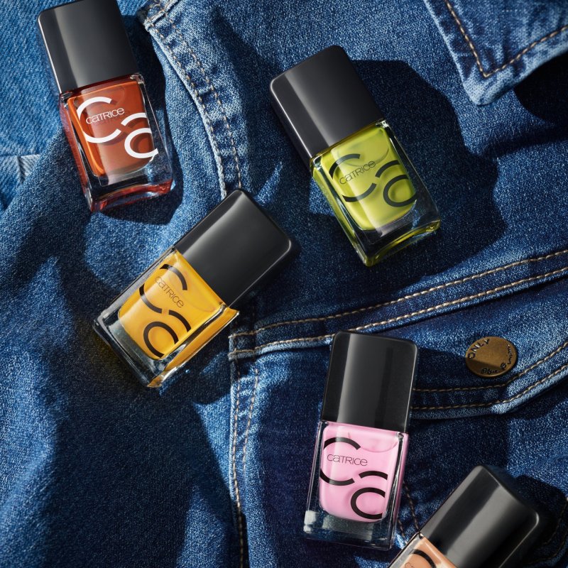 CATRICE ICONAILS Gel Lacquer nail polish 10.5 ml Pink Gloss