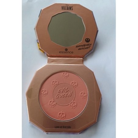 Essence Disney Villains Evil Queen Maxi Blush 01 Love at First Bite