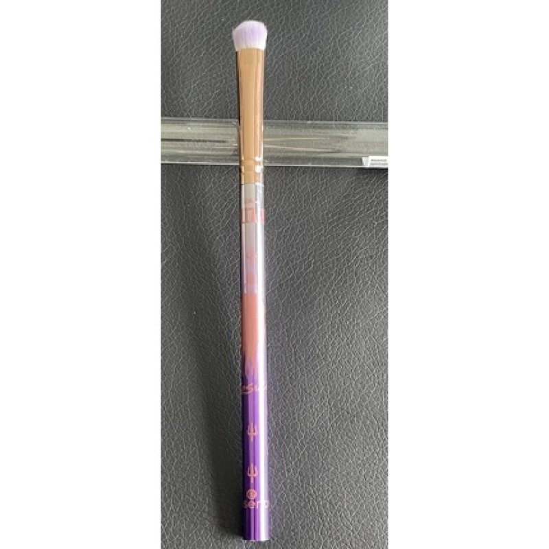 Essence Disney Villains Ursula Blind Brush