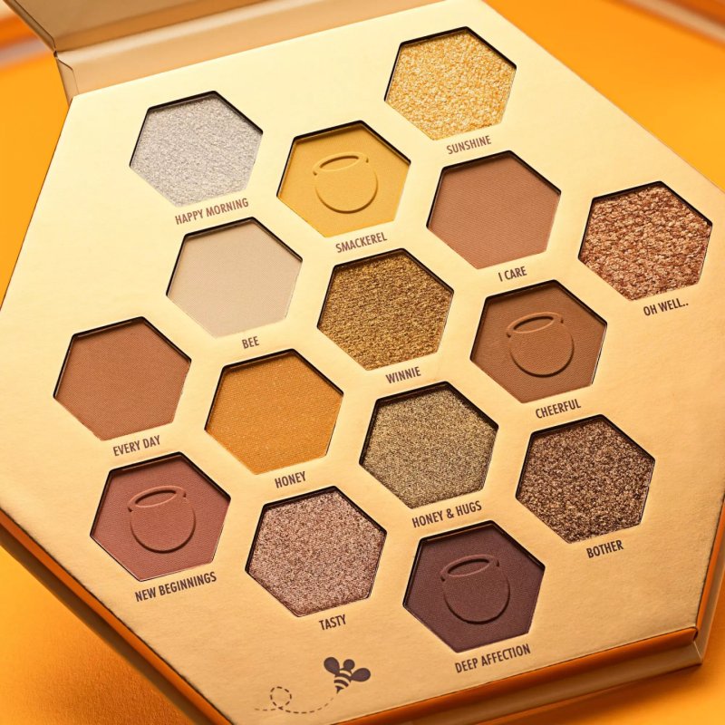 Catrice Disney Winnie the Pooh Eyeshadow Palette 15 Colors Long-lasting Vegan