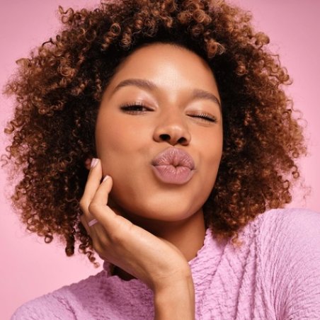 Essence Disney Alice in Wonderland Lash Princess False Lash Effect Mascara