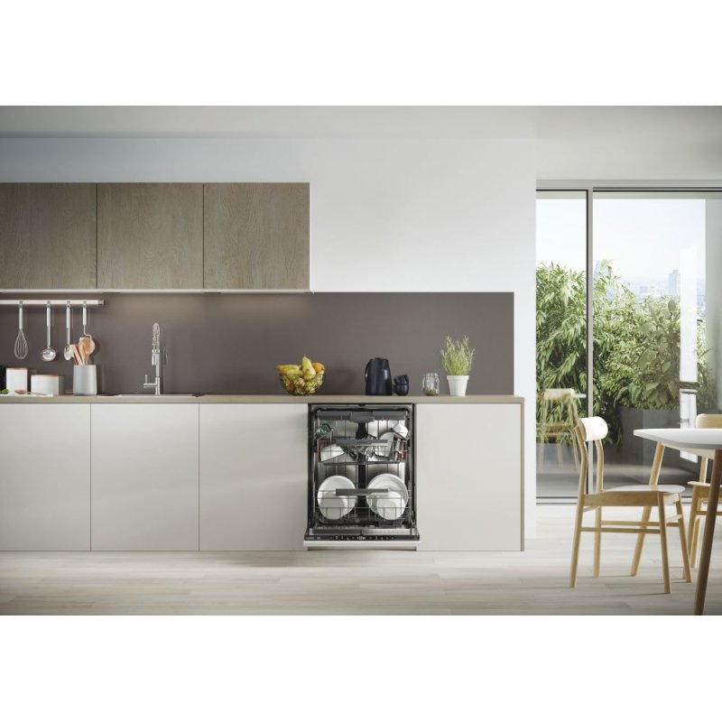 LAVE-VAISSELLE ENCASTRABLE 60 CM 15 COUVERTS FULL 42 DB CLASSE B *