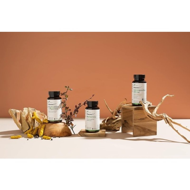 Pharmovit Black Aronia 20:1 Fruit Extract 200mg