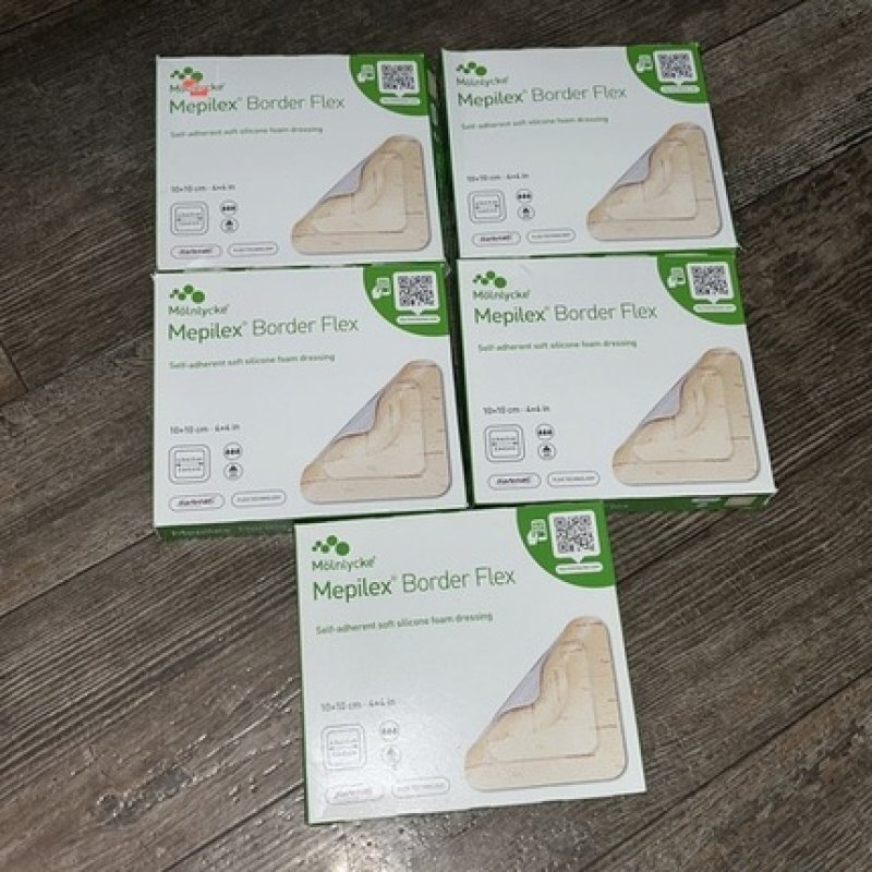 Molnlycke Mepilex Border Flex Adhesive Dressing 10x10cm