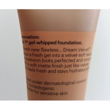 Maybelline Dream Velvet Soft Matte Hydrating Foundation 30ml - New
