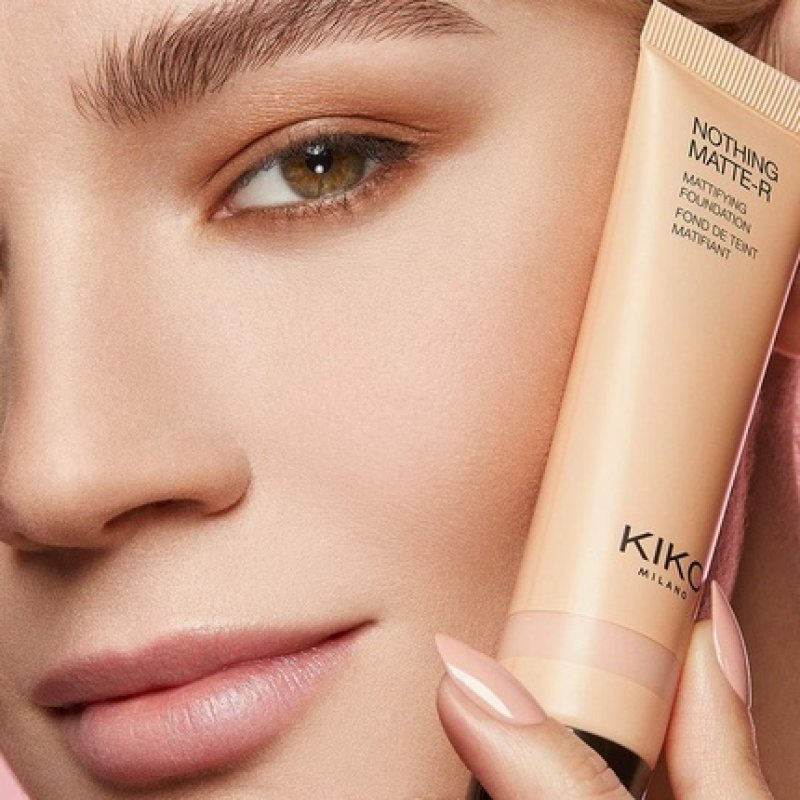KIKO Milano Nothing Matte-R Mattifying Foundation 08 Perfecting and Mattifying 12-Hour Liquid Foundation Rose 03
