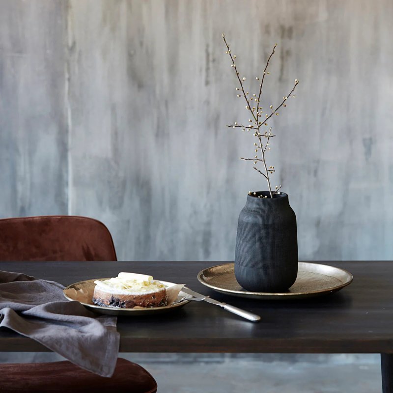 House Doctor Groove vase Round-shaped vase Clay Black