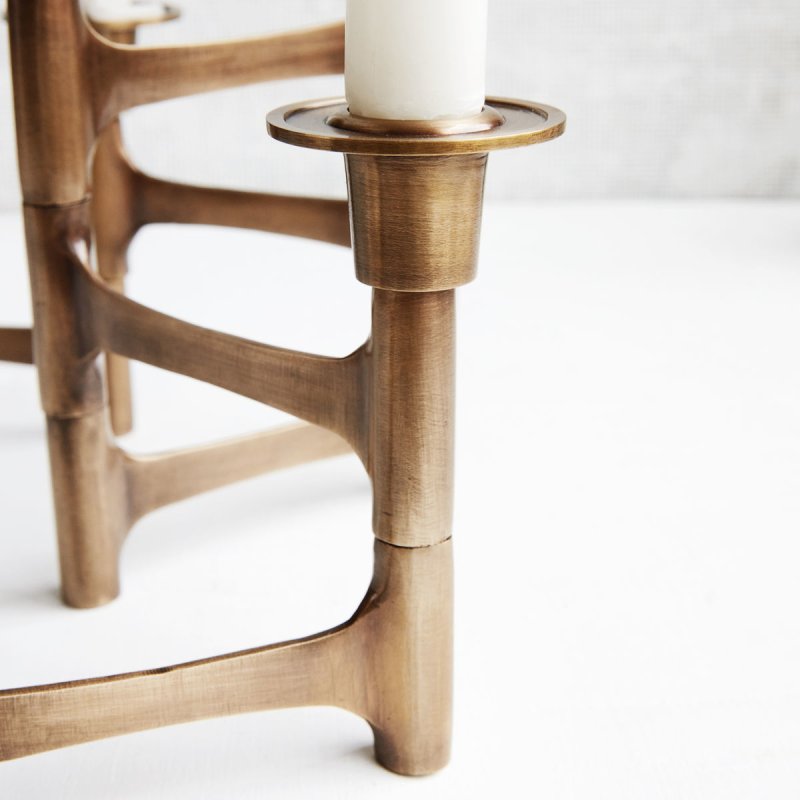 House Doctor - Candle stand w. 6 cups, HDMove - Brass - l: 50 cm, h: 17 cm