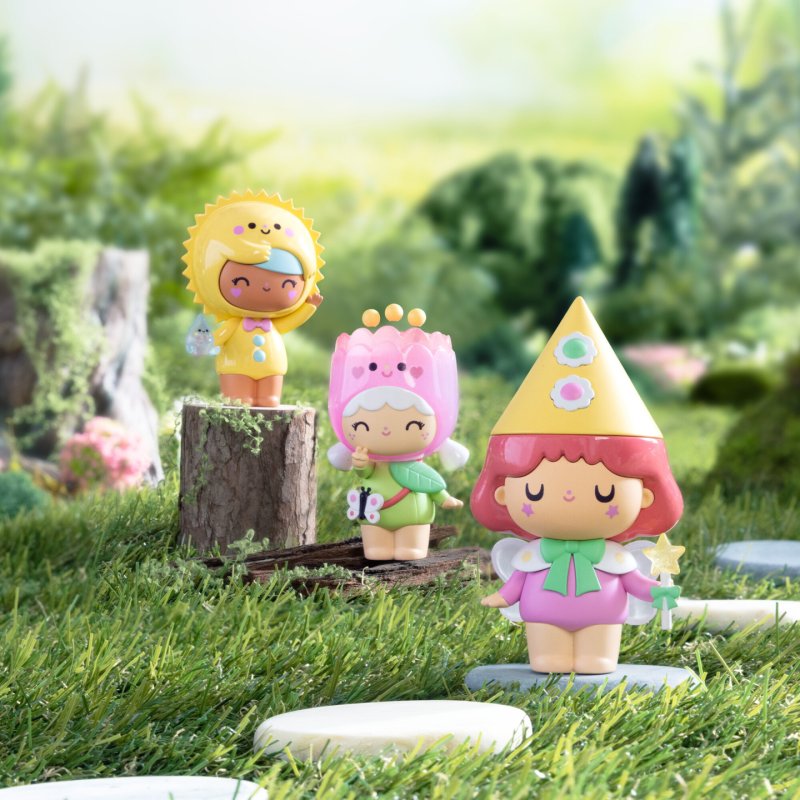 Tomy L21101 doll