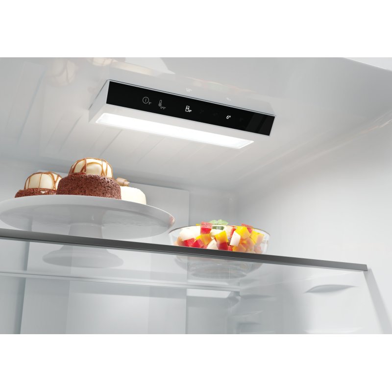 RÉFRIGÉRATEUR COMBINÉ - Froid Total No Frost - Dimensions nettes 182,5x *