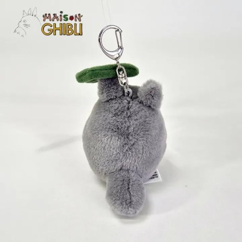 MON VOISIN TOTORO - Totoro gris feuille - Porte-clé peluche Nakayoshi