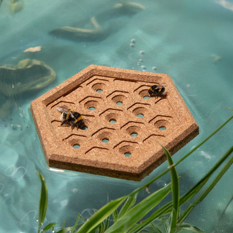 Kikkerland - Bee Float Island - 4 inches by 4.75 inches by 0.5 inches