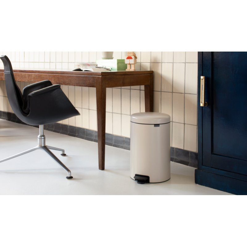 Treteimer Newicon 20 L Soft Beige