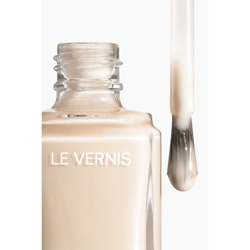 CHANEL Le Vernis nail polish 13 ml Beige