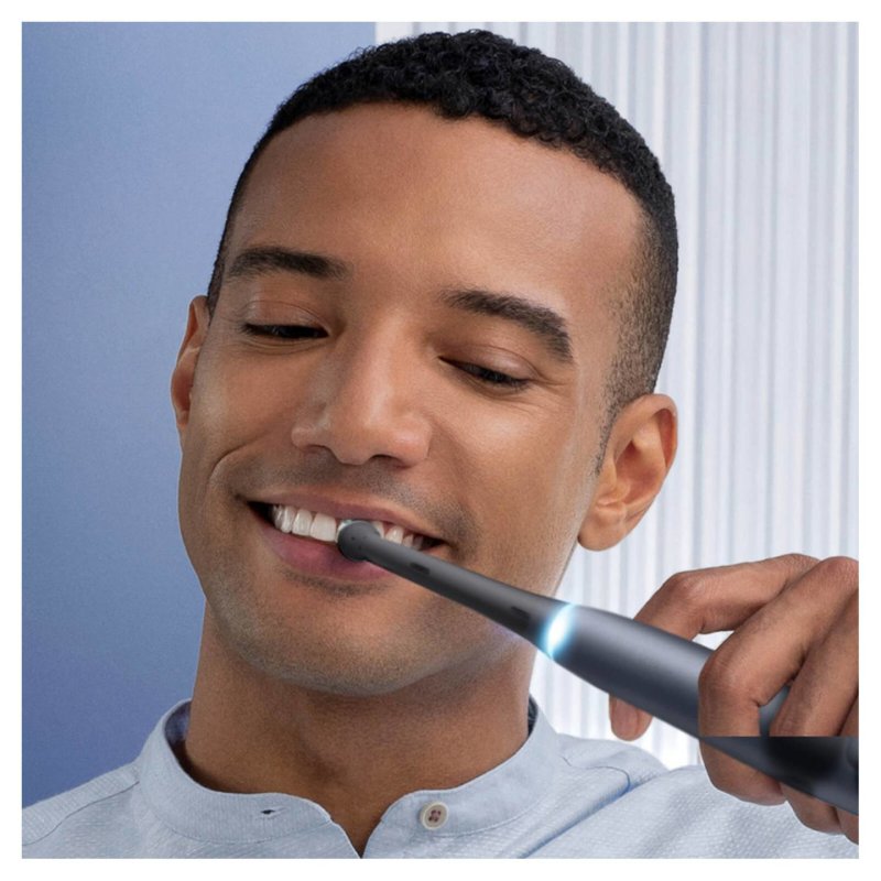 Oral-B iO7 Black Lava Ultimate Clean Electric Toothbrush