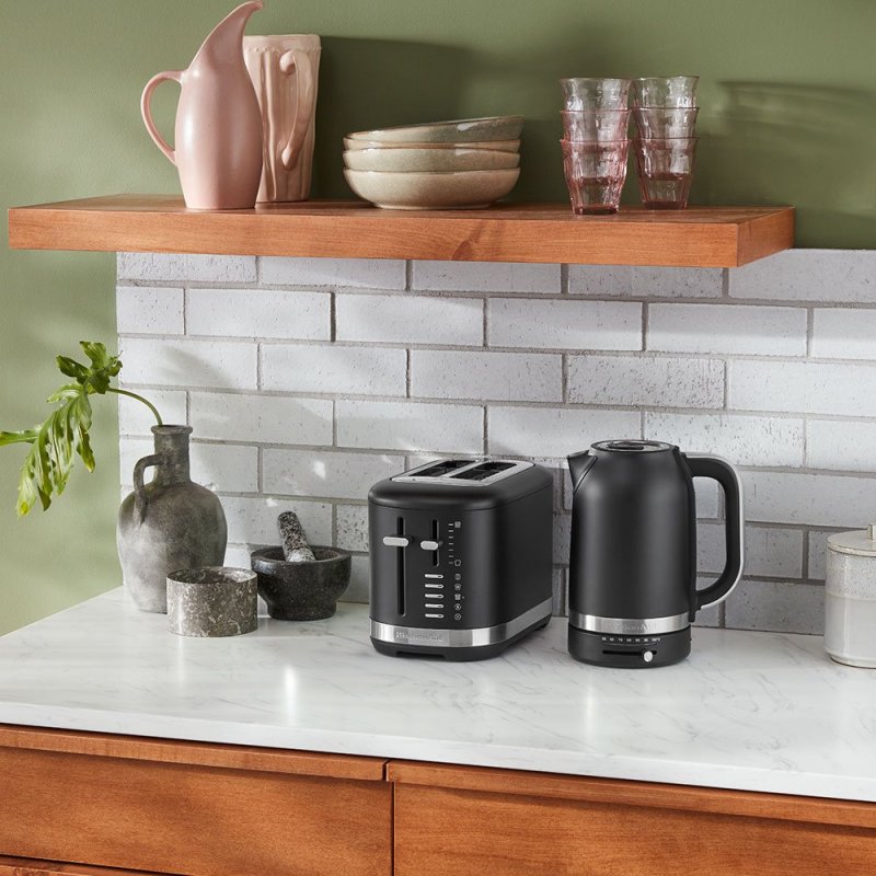 KitchenAid 5KEK1701EBM bouilloire 1,7 L 2400 W Noir