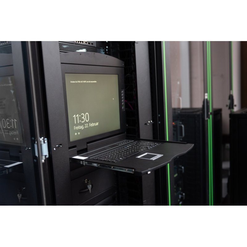 KVM Konsole 17" Digitus 8-Port VGA TR black