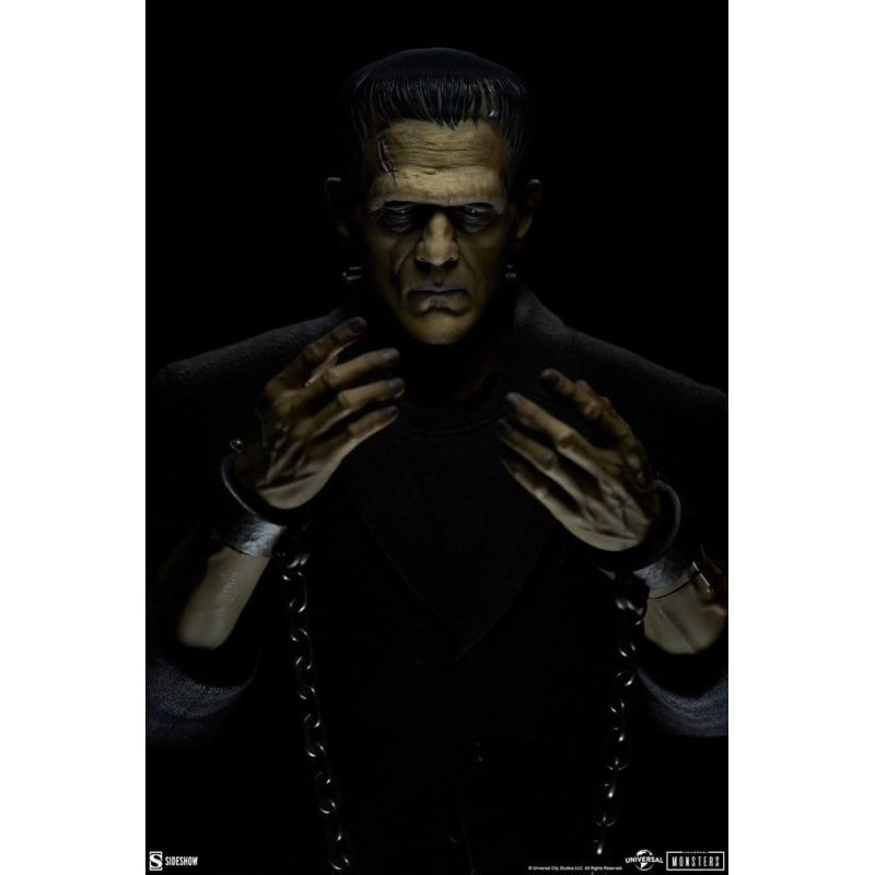 Universal Monsters Action Figure 1/6 Frankenstein (Deluxe Plus Edition) 33 cm