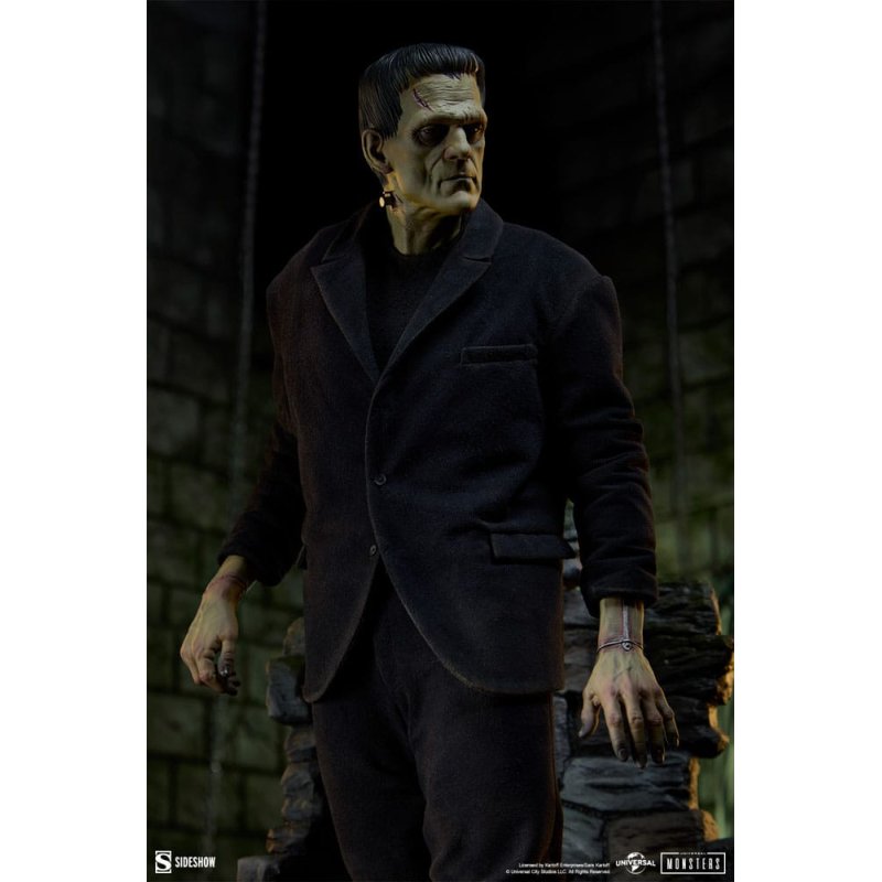Frankenstein Premium Format Mixed Media Statue Frankenstein (Fabric Costume) 57 cm