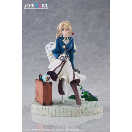 Violet Evergarden Dressta PVC Figure Violet Evergarden 17 cm
