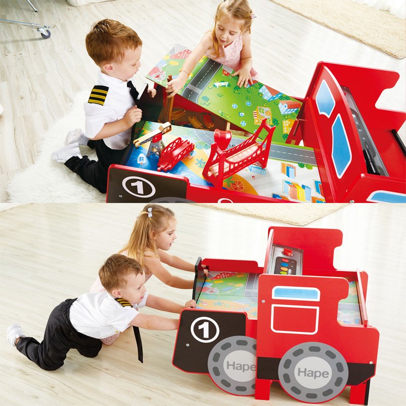 Table train locomotive