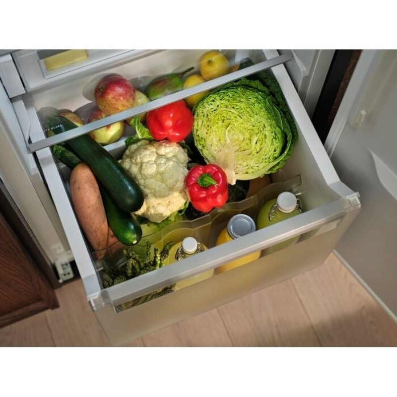 Electrolux ERD6DE18S1 fridge Built-in 310 L