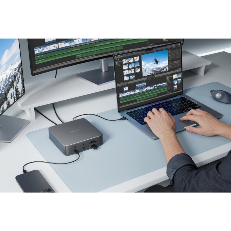 Kensington SD5010T5 EQ Thunderbolt 5 Triple 4K Docking Station