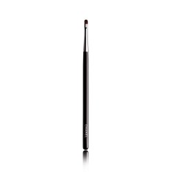 Chanel Eyelid Contour Brush 14