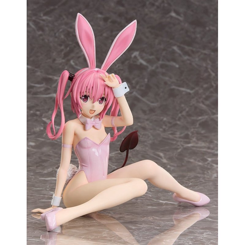 To Love-Ru Darkness PVC Figure 1/4 Nana Astar Deviluke Bare Leg Bunny Ver. 26 cm