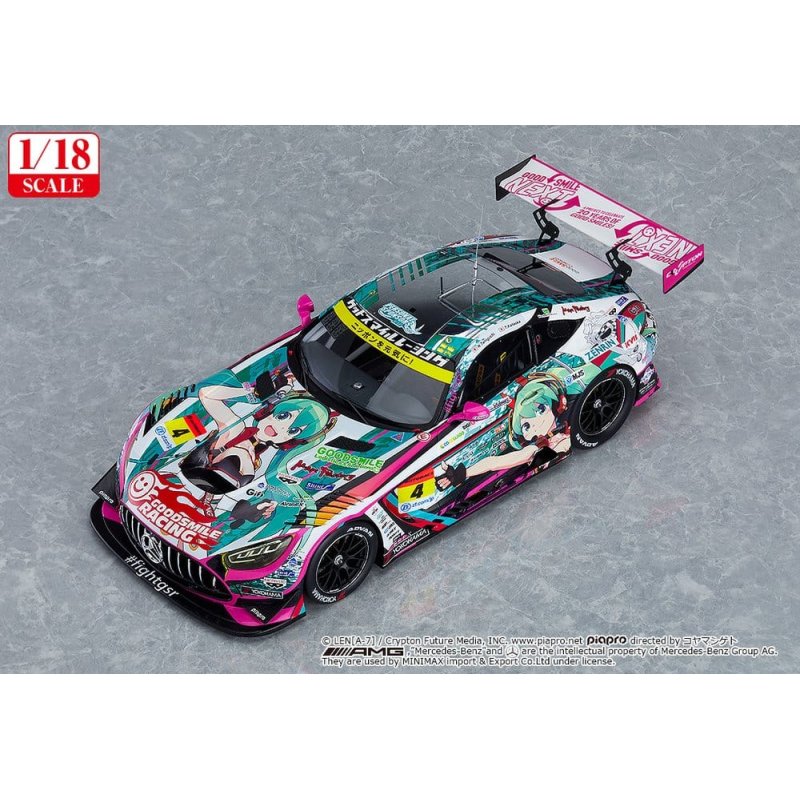 Hatsune Miku GT Project Vehicle 1/18 Good Smile Hatsune Miku AMG 2020 SUPER GT Okayama Test Ver. 26 cm
